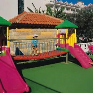 Club Pineta Otel