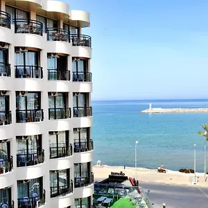 By Karaaslan Hotel Kusadasi